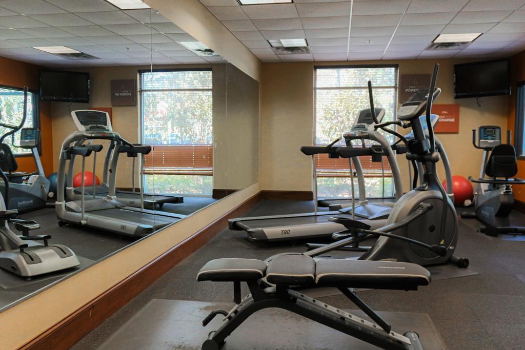 Comfort Suites Charleston West Ashley מראה חיצוני תמונה