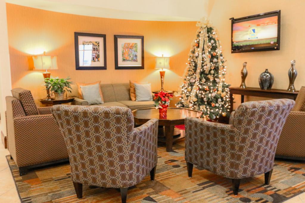 Comfort Suites Charleston West Ashley מראה חיצוני תמונה