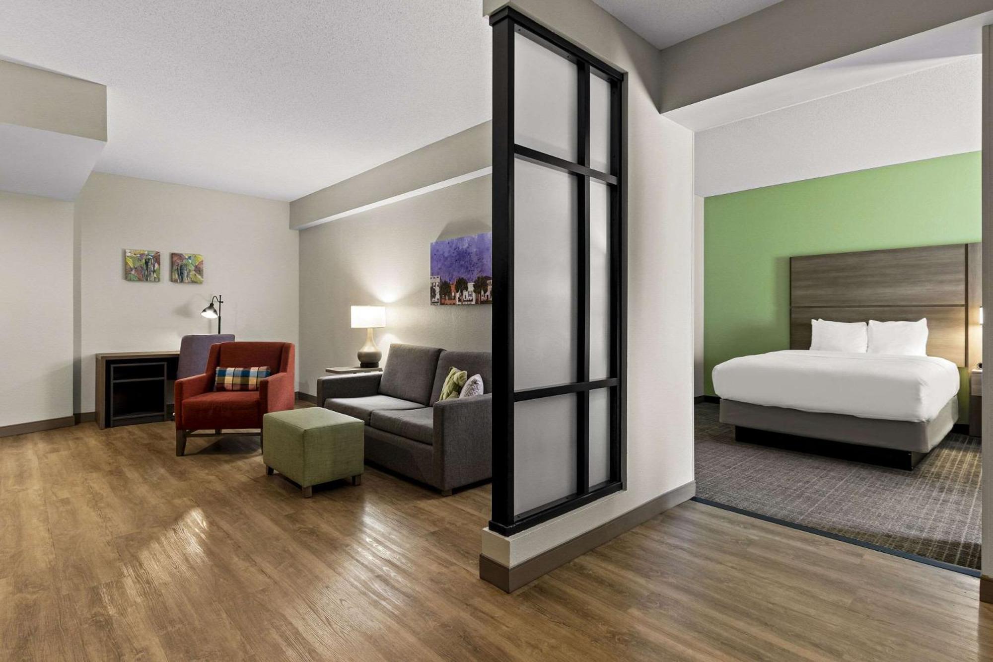 Comfort Suites Charleston West Ashley מראה חיצוני תמונה