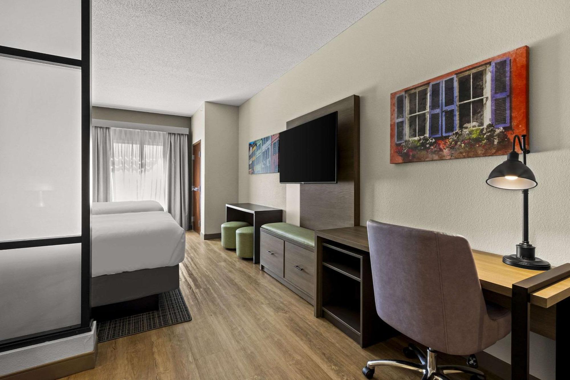 Comfort Suites Charleston West Ashley מראה חיצוני תמונה