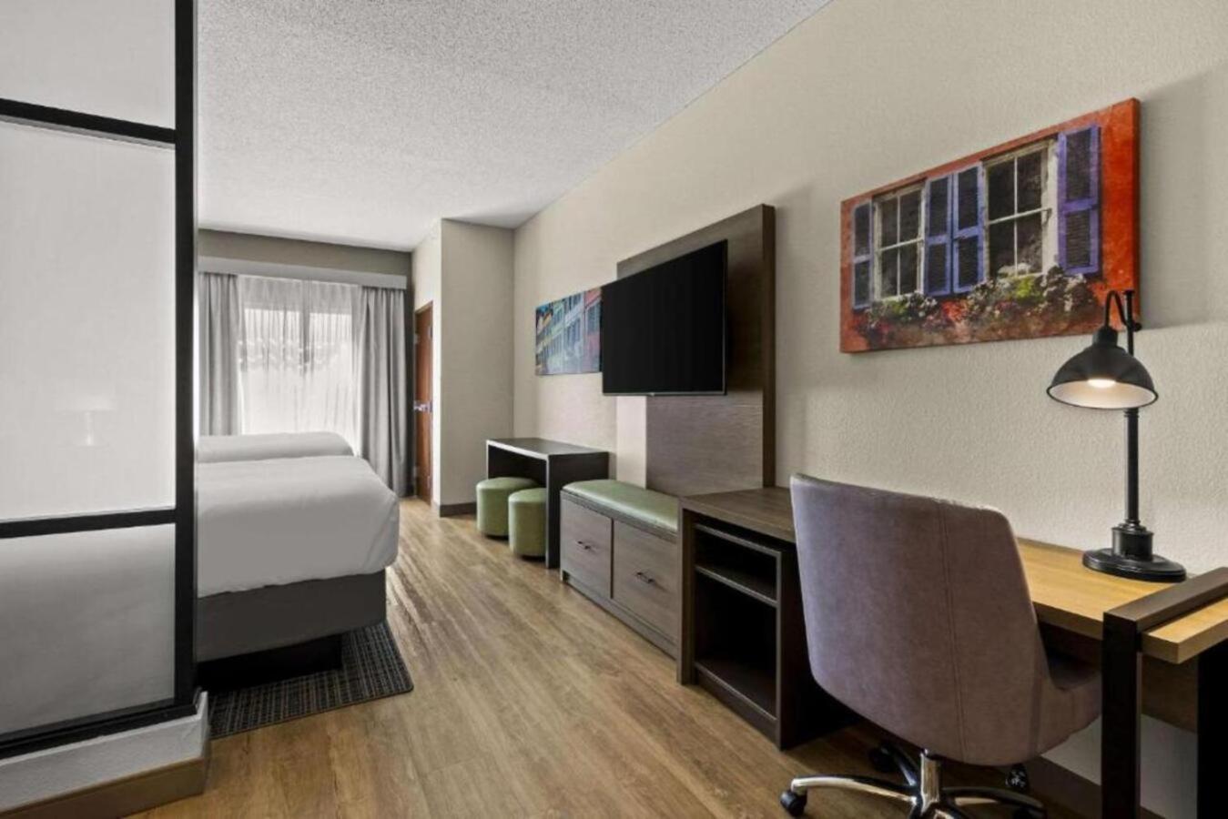 Comfort Suites Charleston West Ashley מראה חיצוני תמונה